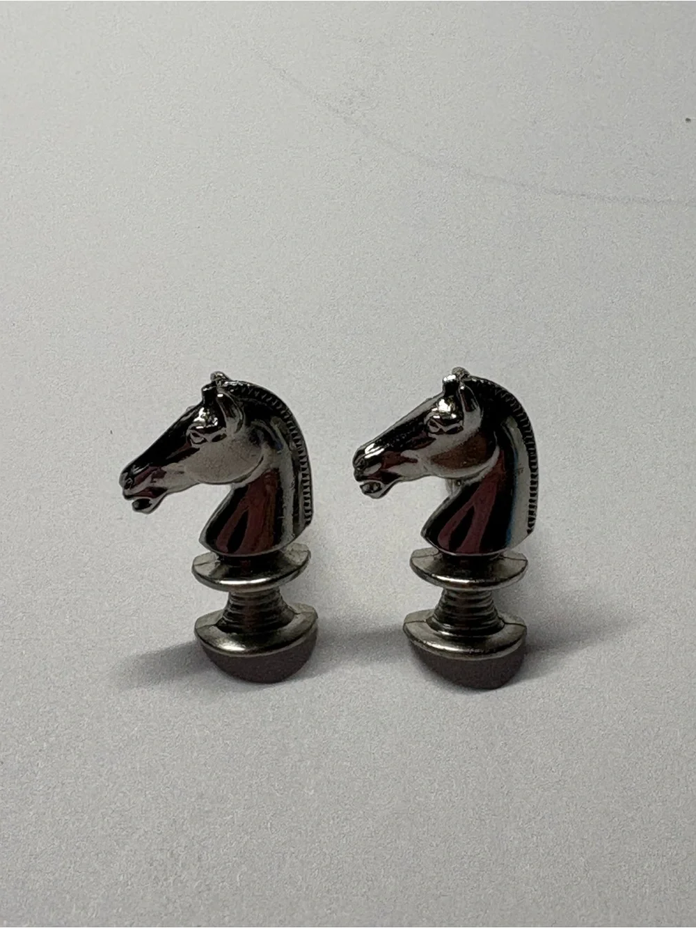 Vintage Hickok Men's Silver Tone Horse Head Cufflinks - Classic Equestrian Style